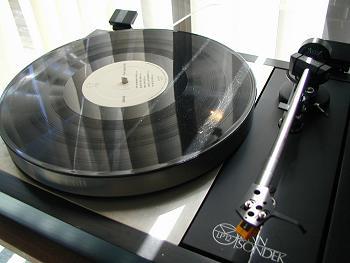 linn lp-12 - no solid state sound here...